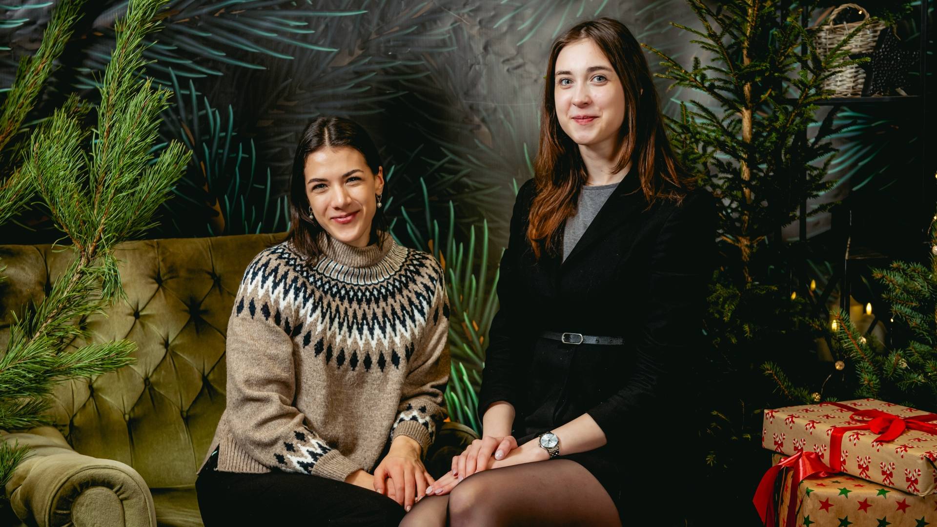 Diāna un Ieva bilde (Hero)