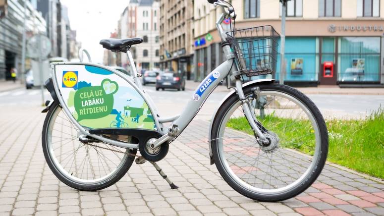 Lidl Latvija darbinieki velo sezonā Rīgā tiek aicināti izmantot koplietošanas velo bezmaksas 2h ik dienu
